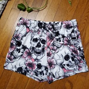 Skull and Flowers 💐 Shorts with Pockets